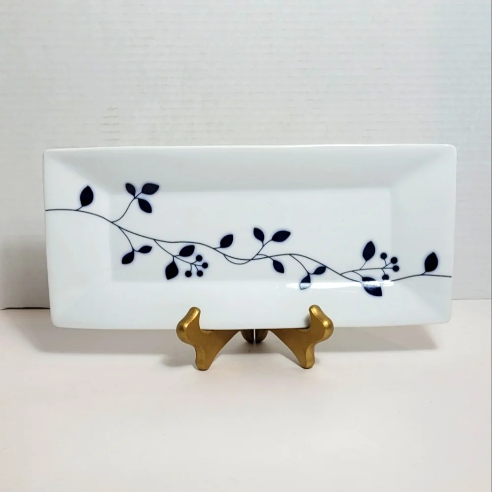 Crate and Barrel Blue Hana Flower Leaf and Vine White Rectangular Serving Plate